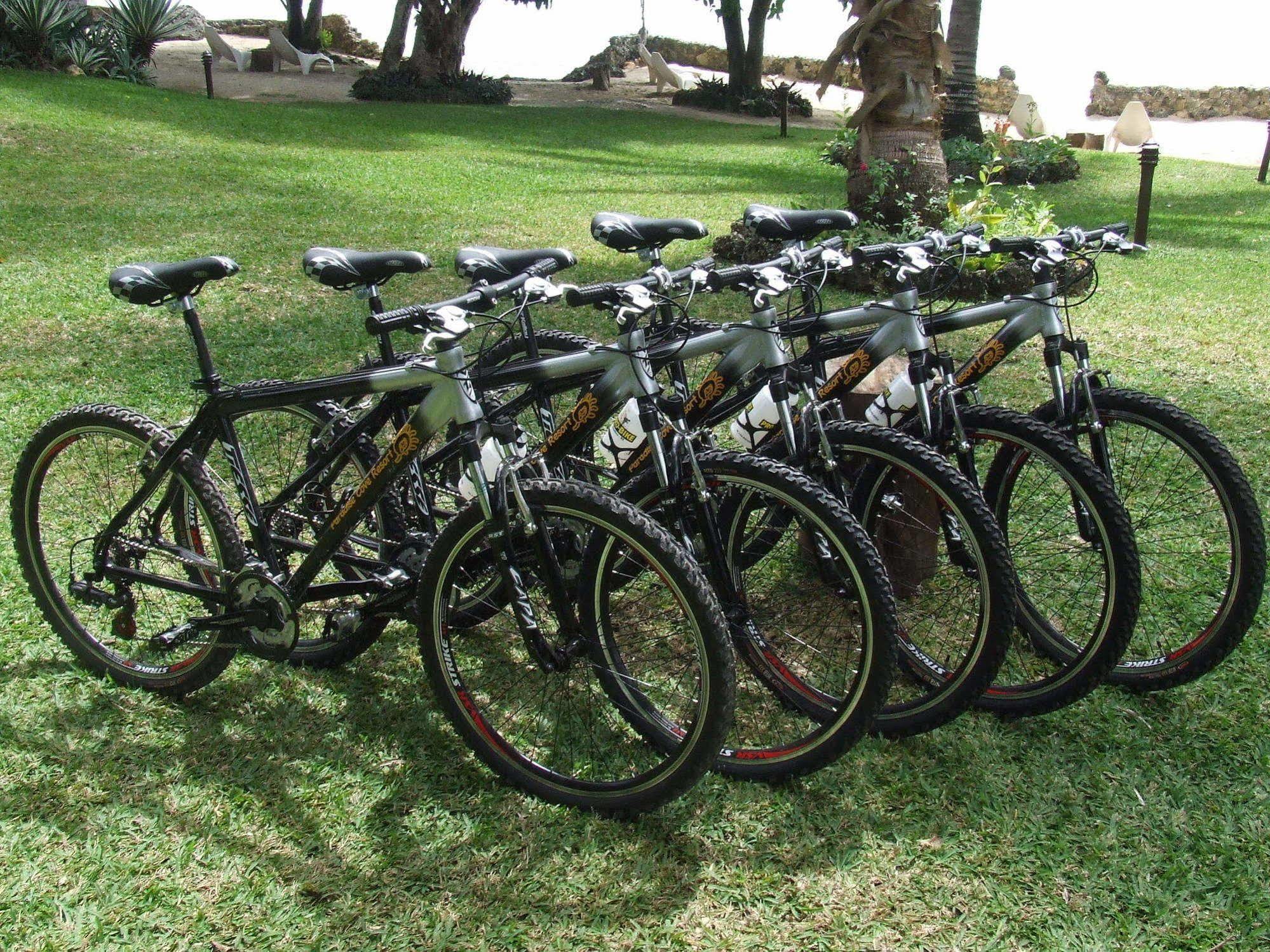 Paradise Cove Resort Port Vila Exterior photo