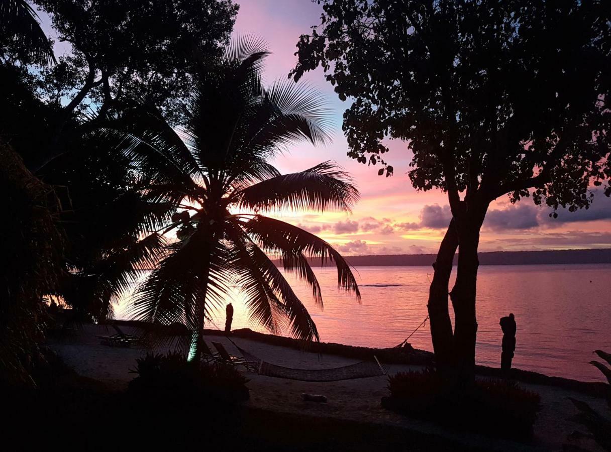 Paradise Cove Resort Port Vila Exterior photo